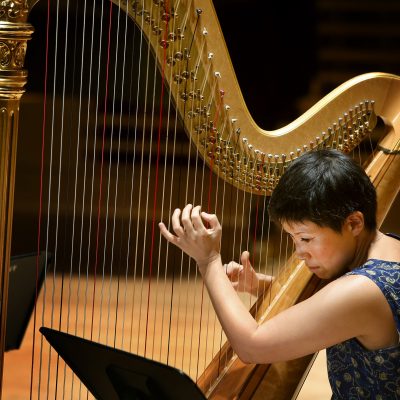 Harpist June Han