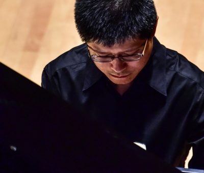 Pianist Tao Lin