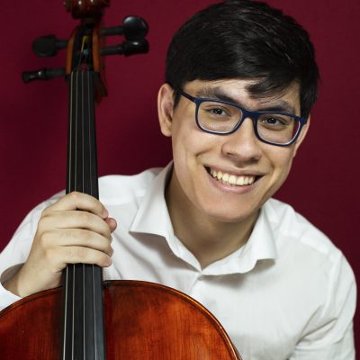 Headshot of Cellist Zlatomir Fung