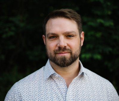 Headshot of Stephen Roessner