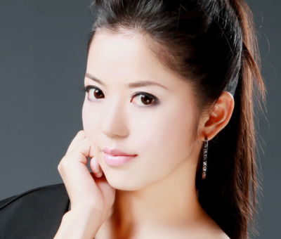 Pianist Catherine Lan