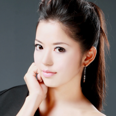 Pianist Catherine Lan