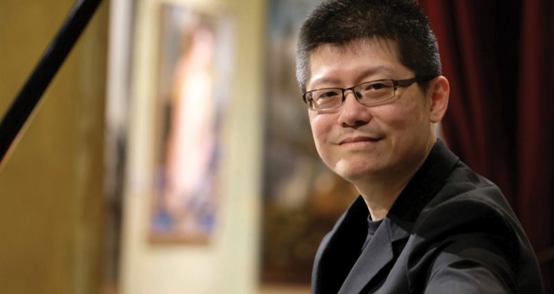 Pianist Tao Lin