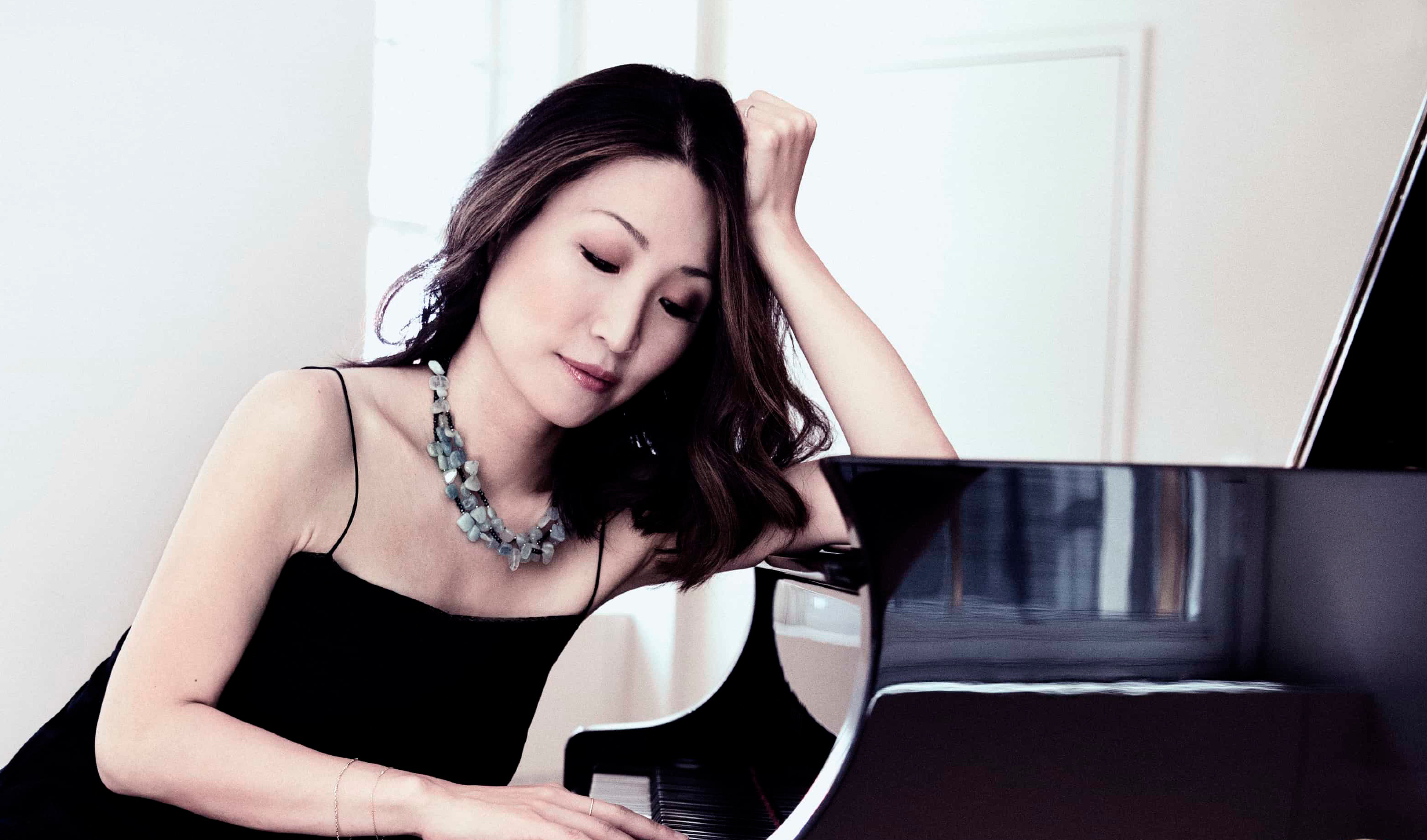 Photo of pianist Soyeon Kate Lee