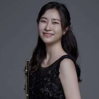 Photo of flute fellow Ellen Lee.