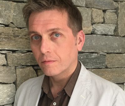 Photo of composer Kenneth Hesketh